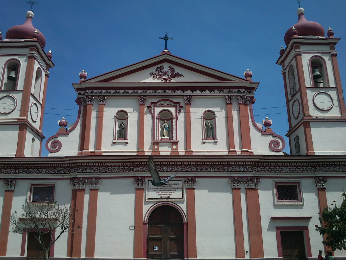 TEMPLO HOSPICIO.....PLAZA COLON, Cochabamba, Bolivia, 2013