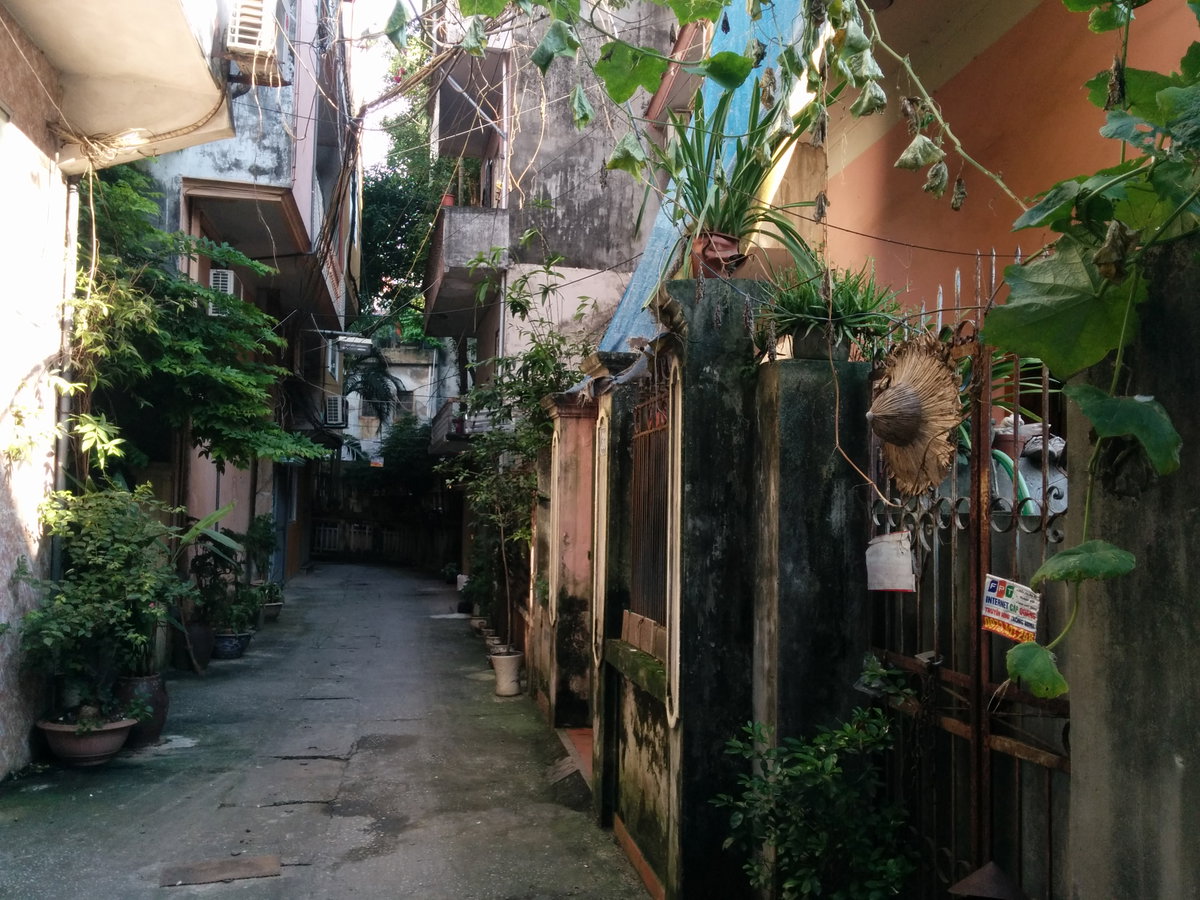 Alley near the Red River in Hanoi 12, Hanoi, Vietnam, 2017