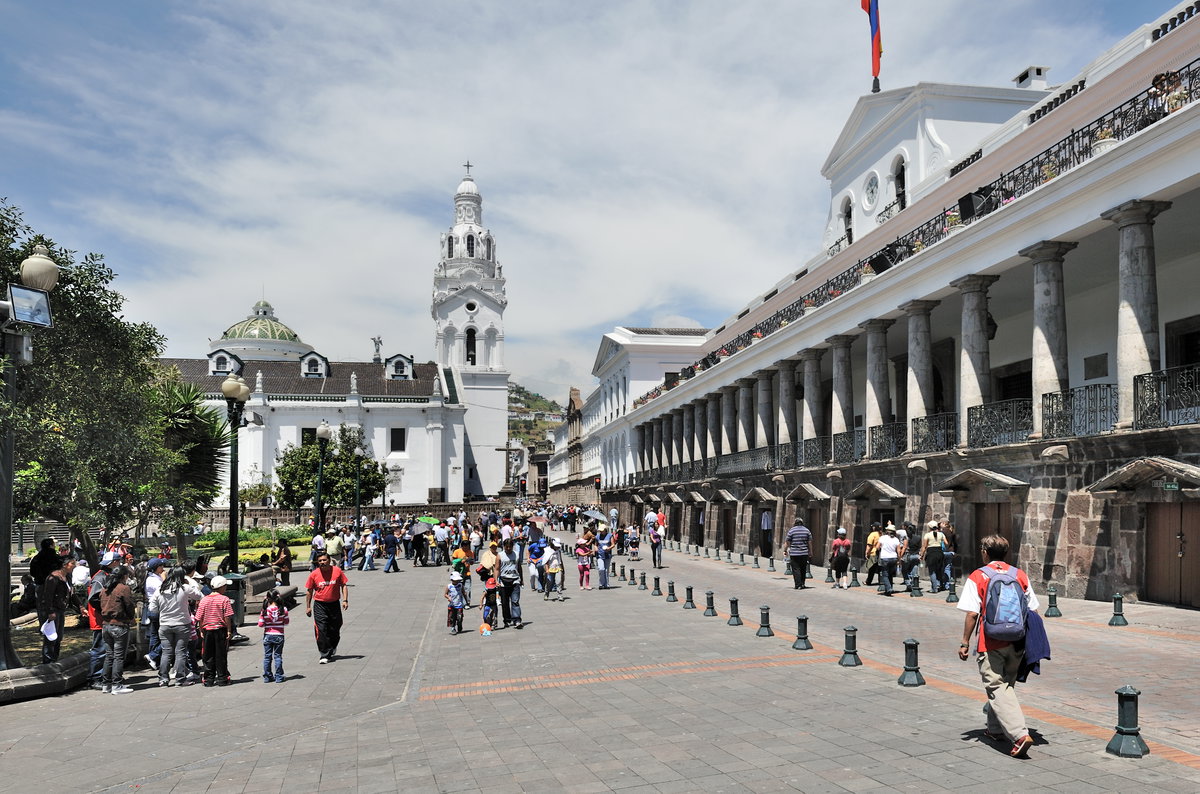 Quito Plaza Independencia Pal Carondelet, Quito, Ecuador, 2010
