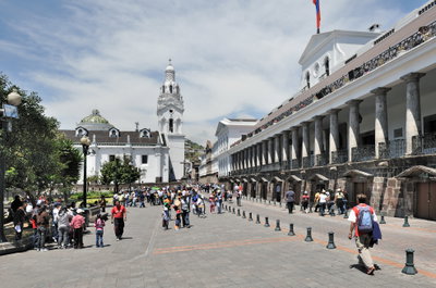 Quito Plaza Independencia Pal Carondelet, Quito, 2010