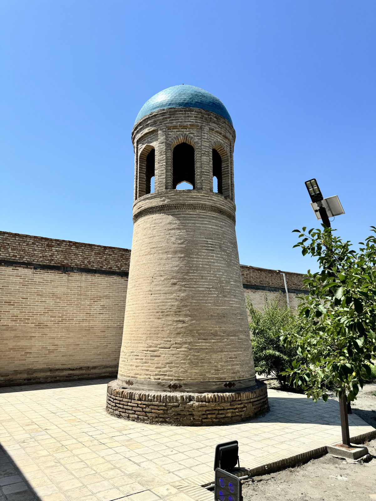 Miyon hazrat madrasasi. Minora, Kokand, Uzbekistan, 2024