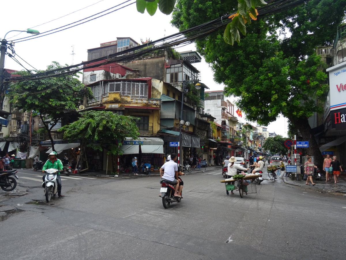 Hàng Bạc and Hàng Bồ streets, Hanoi, Vietnam, 2018