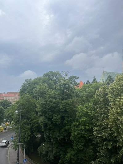 Thunderstorm approaches Zagreb in the afternoon, Zagreb, 2024