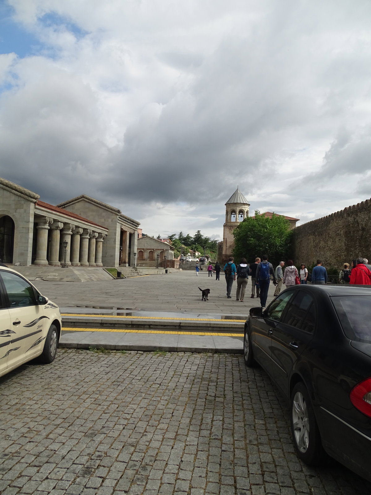 Swetizchoweli-Kathedrale, Vorplatz, Mtskheta, Georgia, 2018