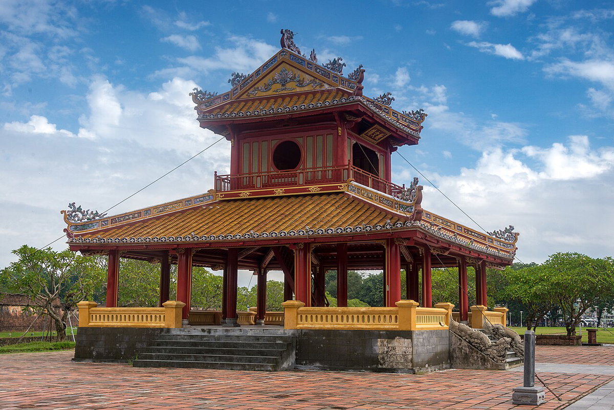Phu Văn Lâu ( ) II, Hue, Vietnam, 2017