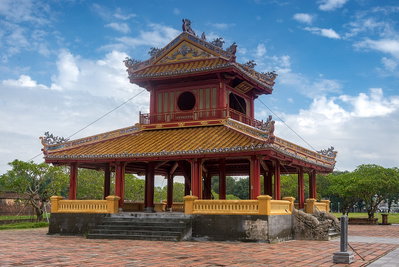 Phu Văn Lâu ( ) II, Hue, 2017