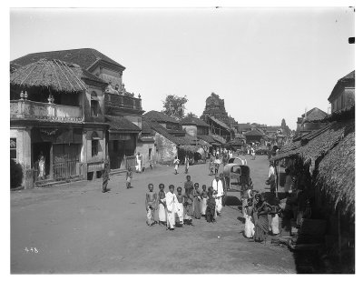 EU: Colombo, Sri Lanka. Street with local children (1913), Colombo, 1913