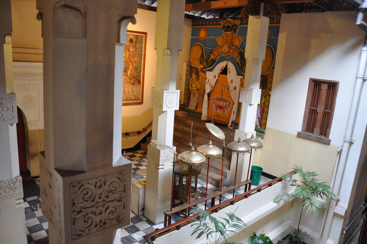 Shrine - The Temple of the Sacred Tooth Relic (Kandy), Kandy, Sri Lanka, 2011