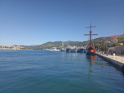Nabrzeże przy Luka Gruz w Dubrowniku - kwiecień, Dubrovnik, 2024