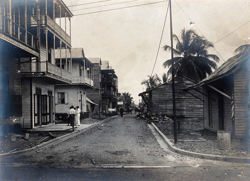 EU: Colón, Panama: Cash Alley newly paved. Photograph, (1907), Colón, Panama, 1907