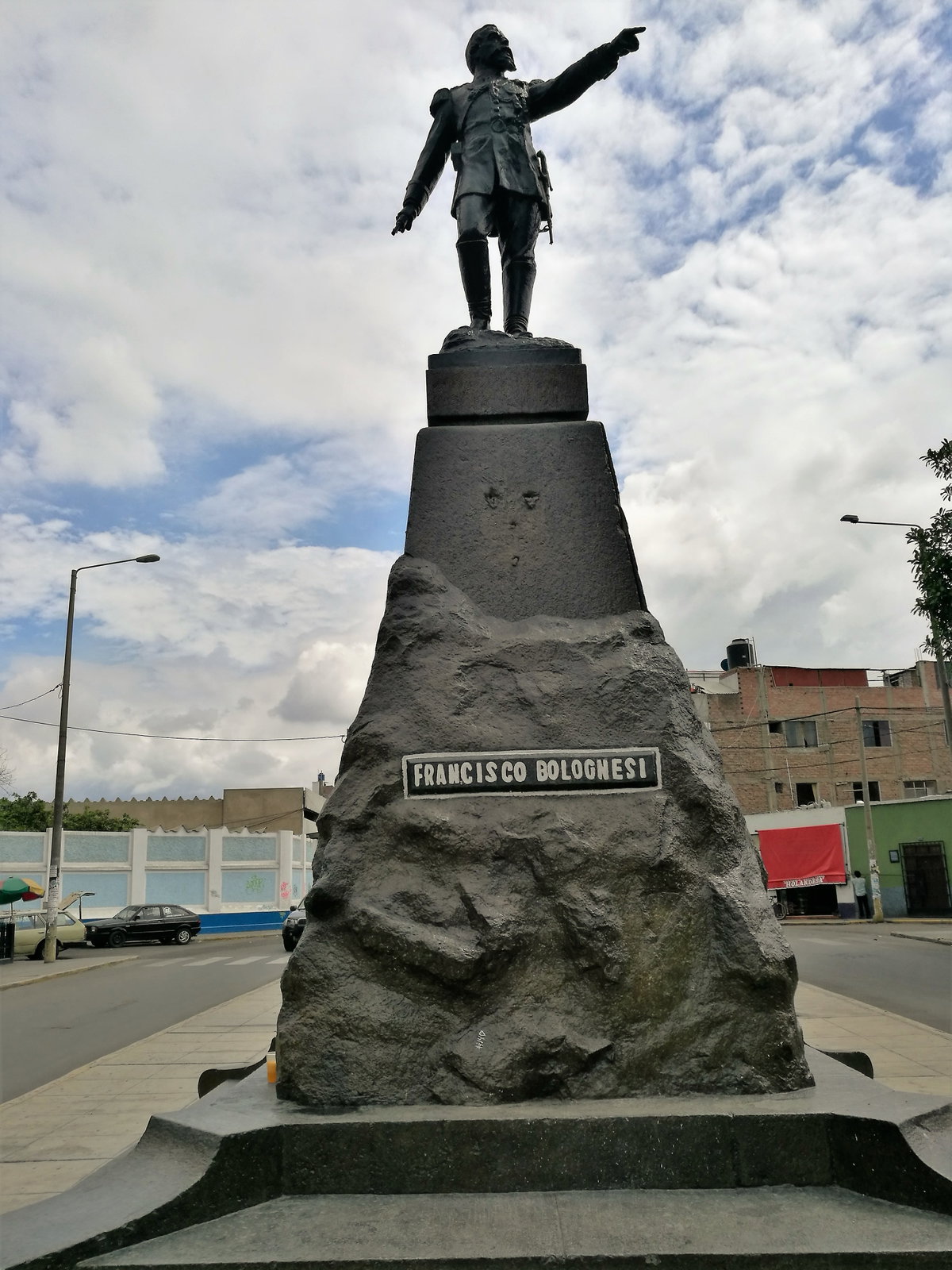 Estàtua de Bolognesi a l'Avenida España de Trujillo02, Trujillo, Peru, 2017