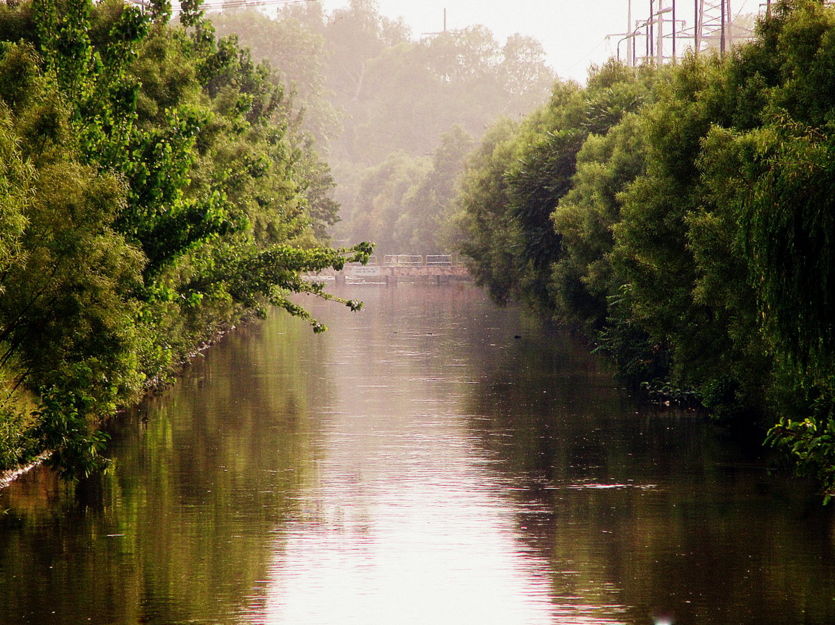 Canal of Lahore, Pakistan, Lahore, Pakistan, 2012