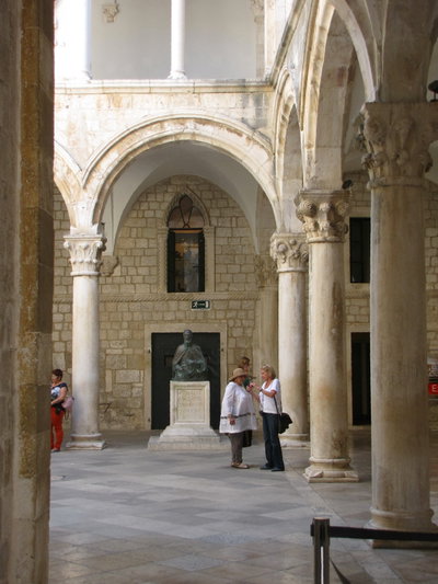 Дубровник. Старинный дворик, Dubrovnik, 2012