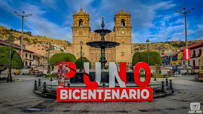 Plaza de Armas de Puno en el Bicentenario Peruano, Puno, 2021