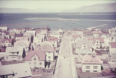 EU: Travel photos Iceland. Reykjavik. View across the city to the harbor (1939), Reykjavik, 1939