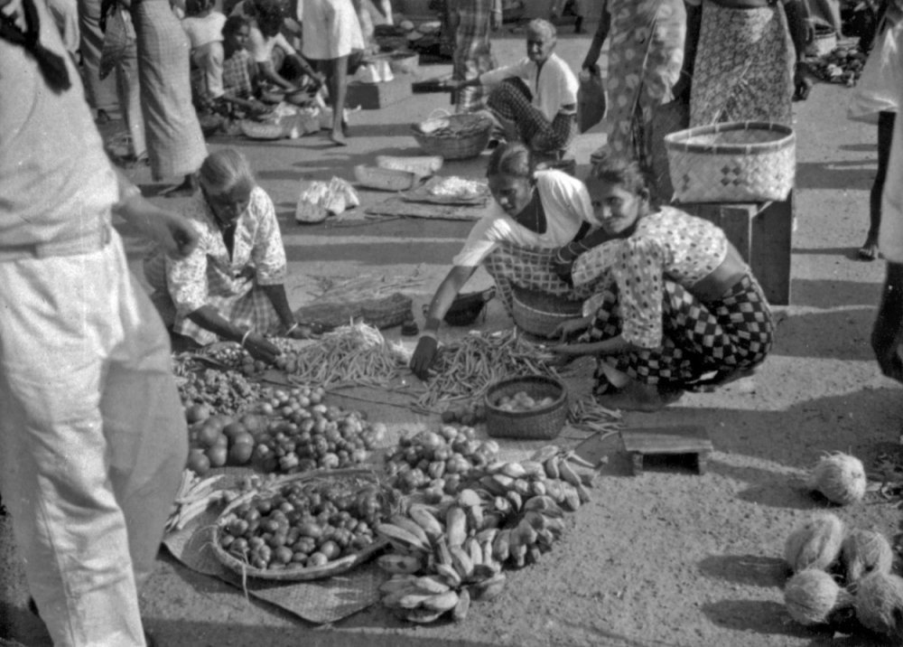 EU: Passar (markt) te Colombo, Ceylon (476896dc) (1940), Colombo, Sri Lanka, 1940