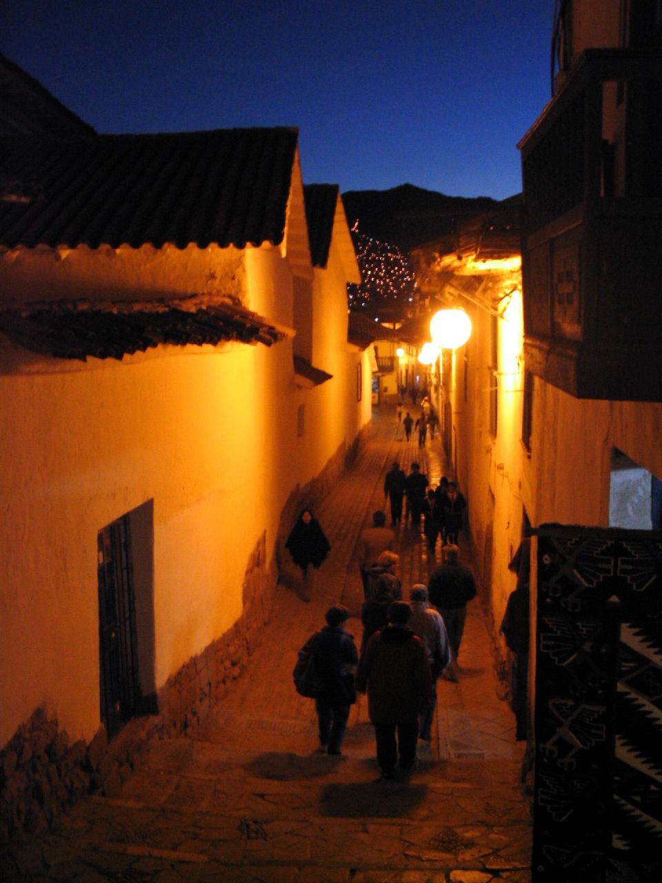 Cuzco, Peru at night - Flickr - Lee Edwin Coursey, Cusco, Peru, 2004