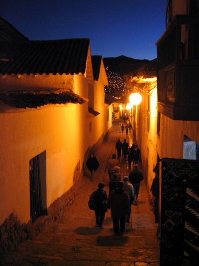 Cuzco, Peru at night - Flickr - Lee Edwin Coursey, Cusco, 2004