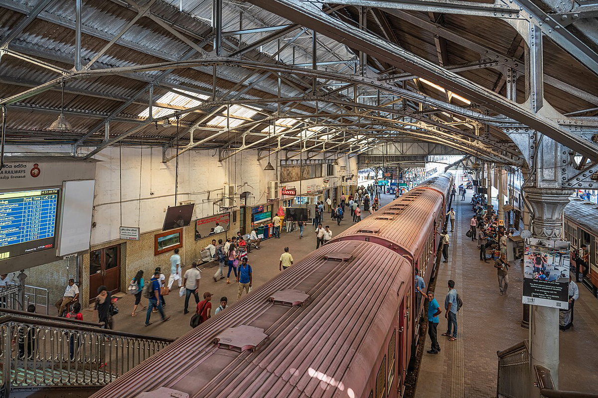 SL Colombo Fort station, Colombo, Sri Lanka, 2020