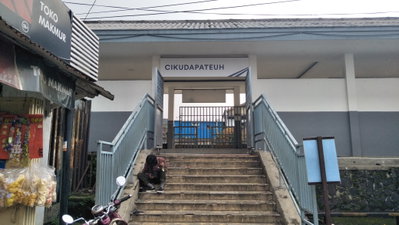 Stasiun Cikudapateuh Depan, Bandung, 2021