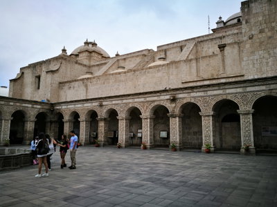 Claustres de l'església convent de la Compañia de Jesús d'Arequipa, Arequipa, 2017
