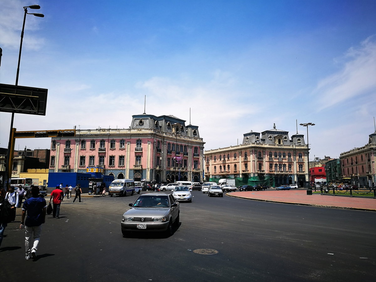Plaza Dos de Mayo de Lima el febrer de 2017 04, Lima, Peru, 2017