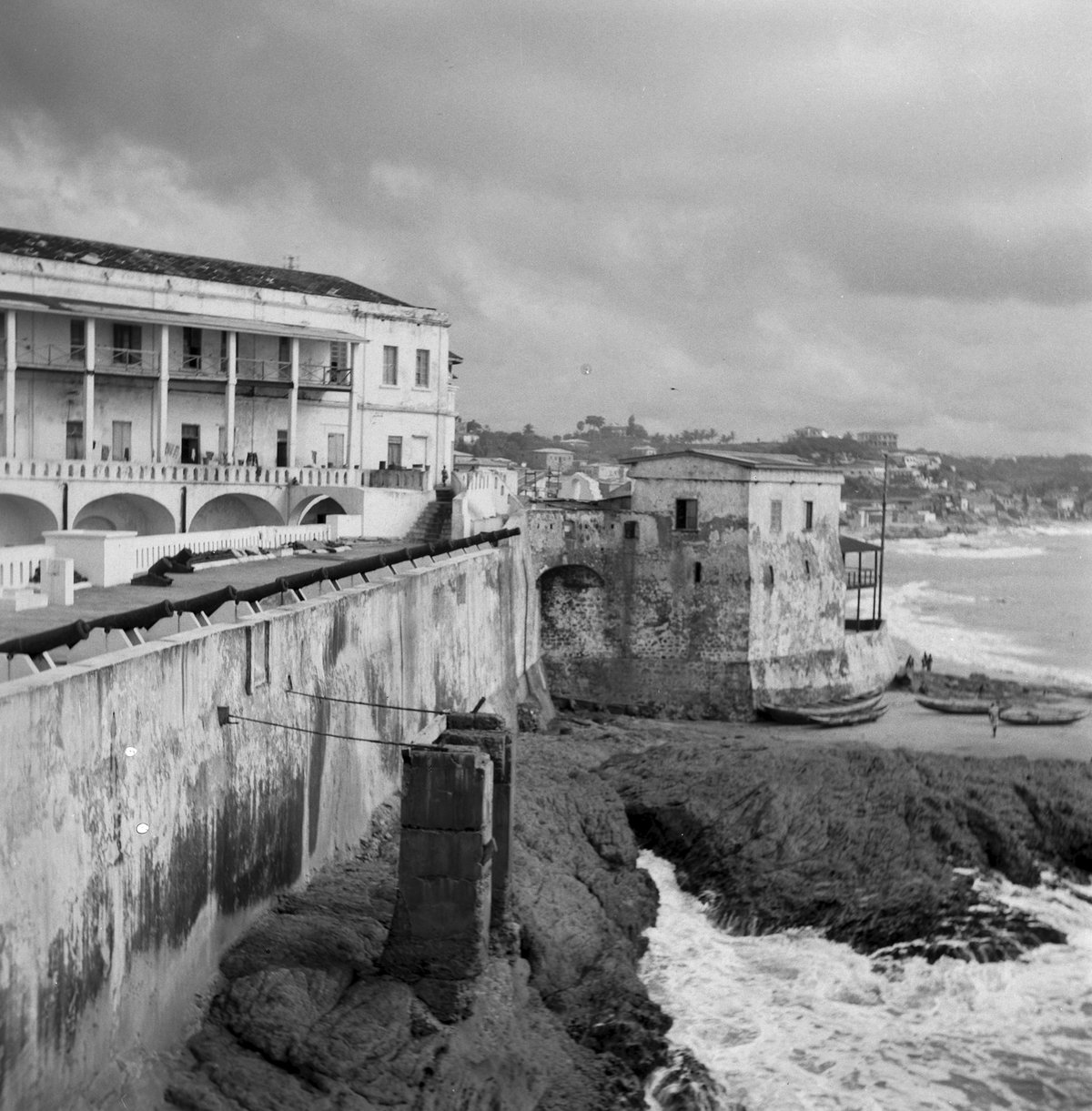 EU: Cape Coast Castle, zeezijde (1966), Cape Coast, Ghana, 1966