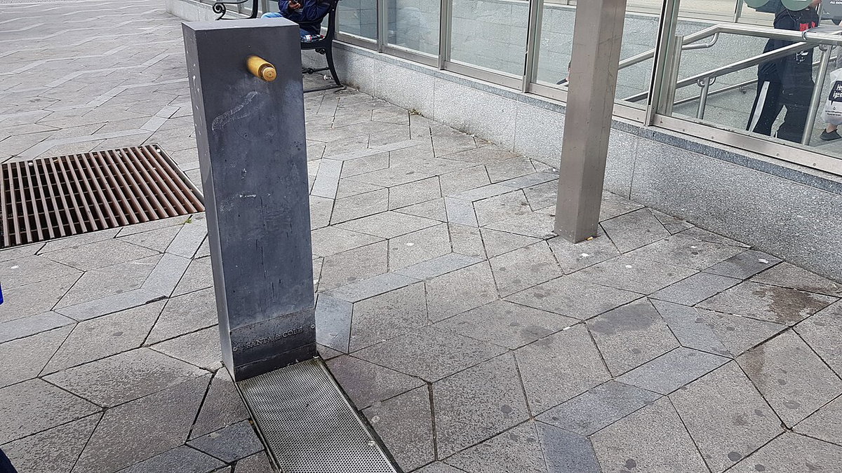 Rådhuspladsen drinking water, Copenhagen, Denmark, 2022