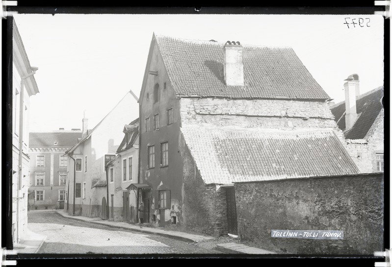 EU: Tallinn, Vanalinn, Tolli tänav (1930), Tallinn, Estonia, 1930