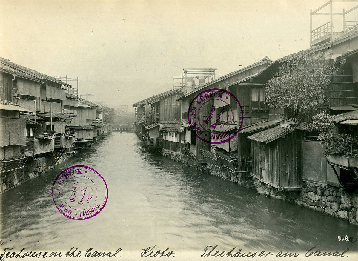 EU: Kyoto. Tea houses on a canal (1913), Kyoto, Japan, 1913