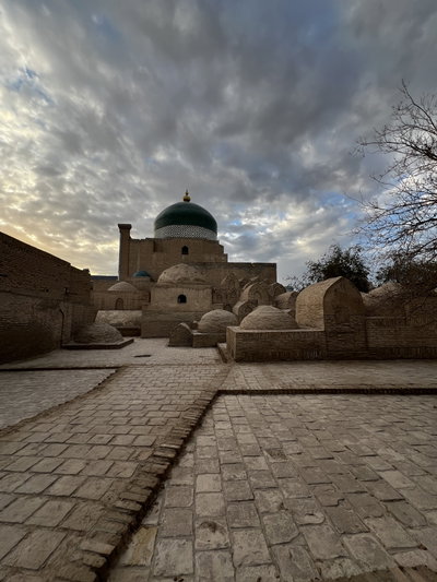 Mozori sharif, Khiva, 2025