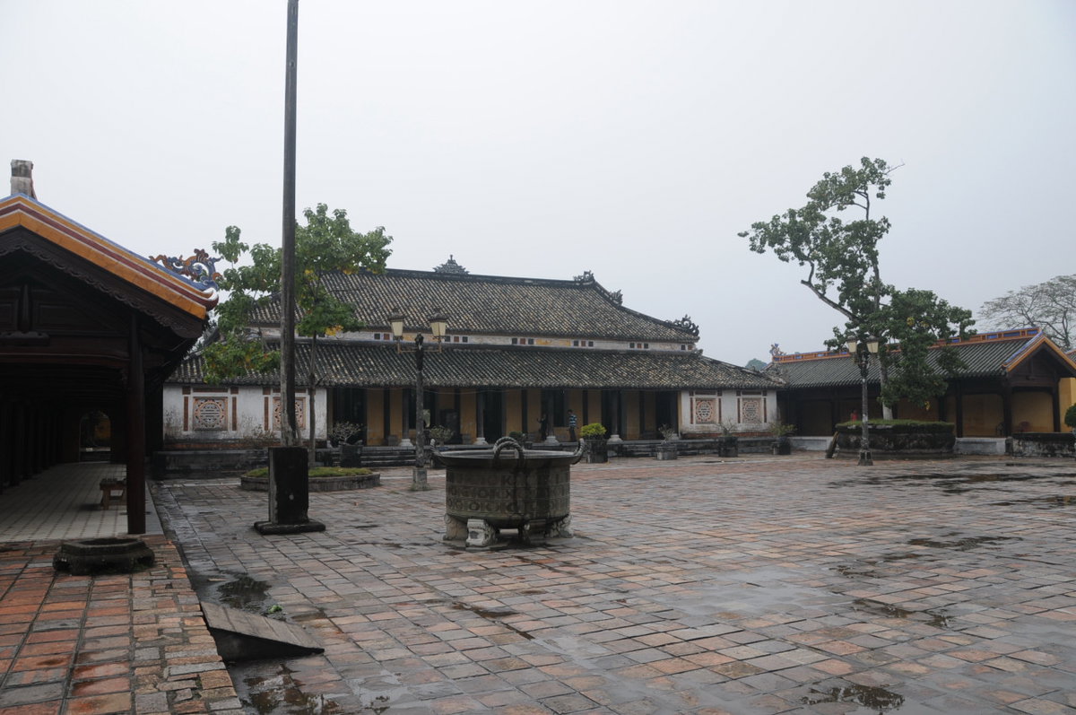 Từ linh Cung, Hue, Vietnam, 2010