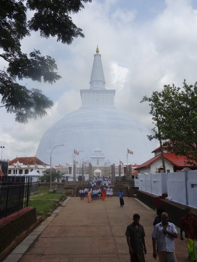 Maha Saya, Anuradhapura — photos through time