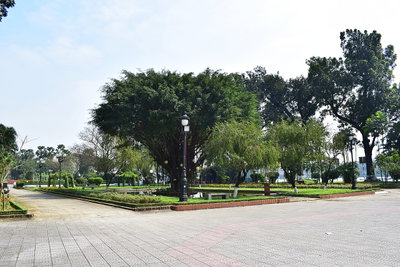 Gardens on the Perfume River bank, Hue, 2018