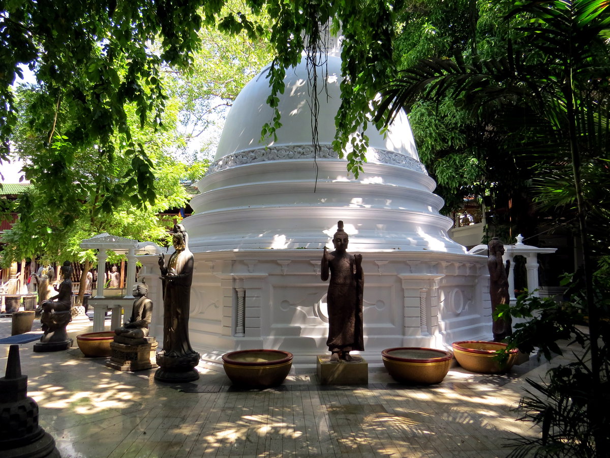 Буддизм (Gangaramaya Temple), Colombo, Sri Lanka, 2013