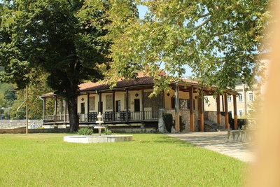 Okros chardakhi, Kutaisi — photos through time