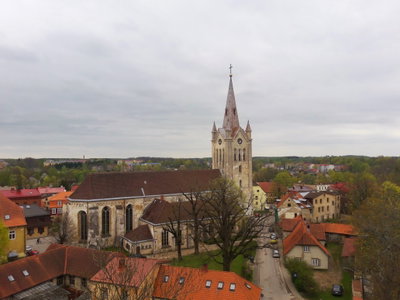 Svētā Jāņa baznīca Cēsīs no Jaunās pils, Cēsis, 2017