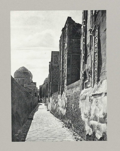 EU: Pad langs groep mausoleums te Samarkand (1900), Samarkand, 1900