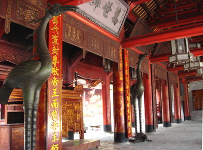Lascar Main hall of The Temple of Literature (Văn Miếu), Hanoi, 2010