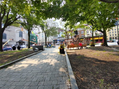 Place de l Hotel-de-Ville - 23, Quebec City, 2021