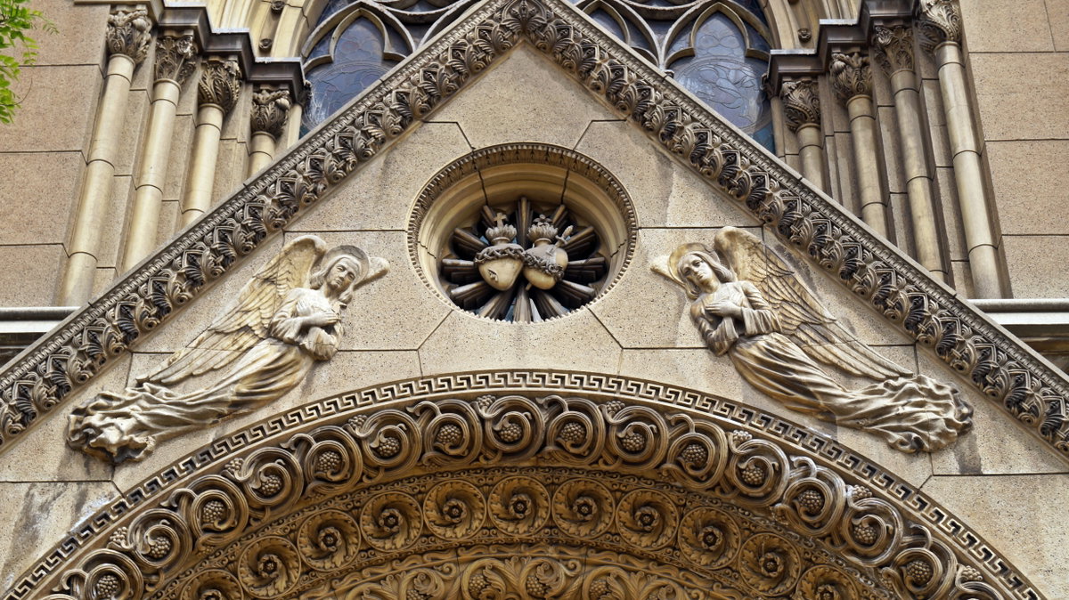 Iglesia de los Sagrados Corazones, Valparaíso - detalle entrada, Valparaíso, Chile, 2012