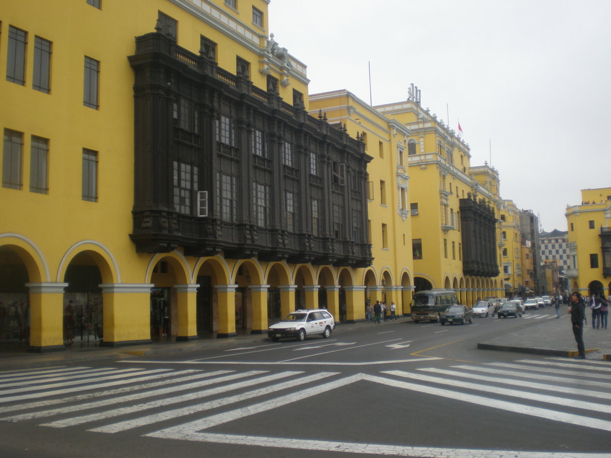 Balconada, Lima, Peru, 2011