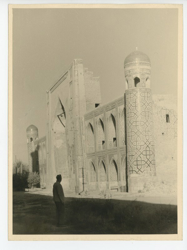 EU: View of Ulugbek Madrasa, Samarkand (1960), Samarkand, Uzbekistan, 1960