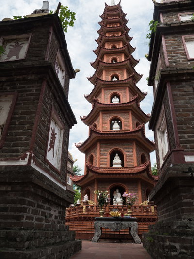 Pagoda Tran Quoc, Hanoi, Vietnam, Hanoi — photos through time
