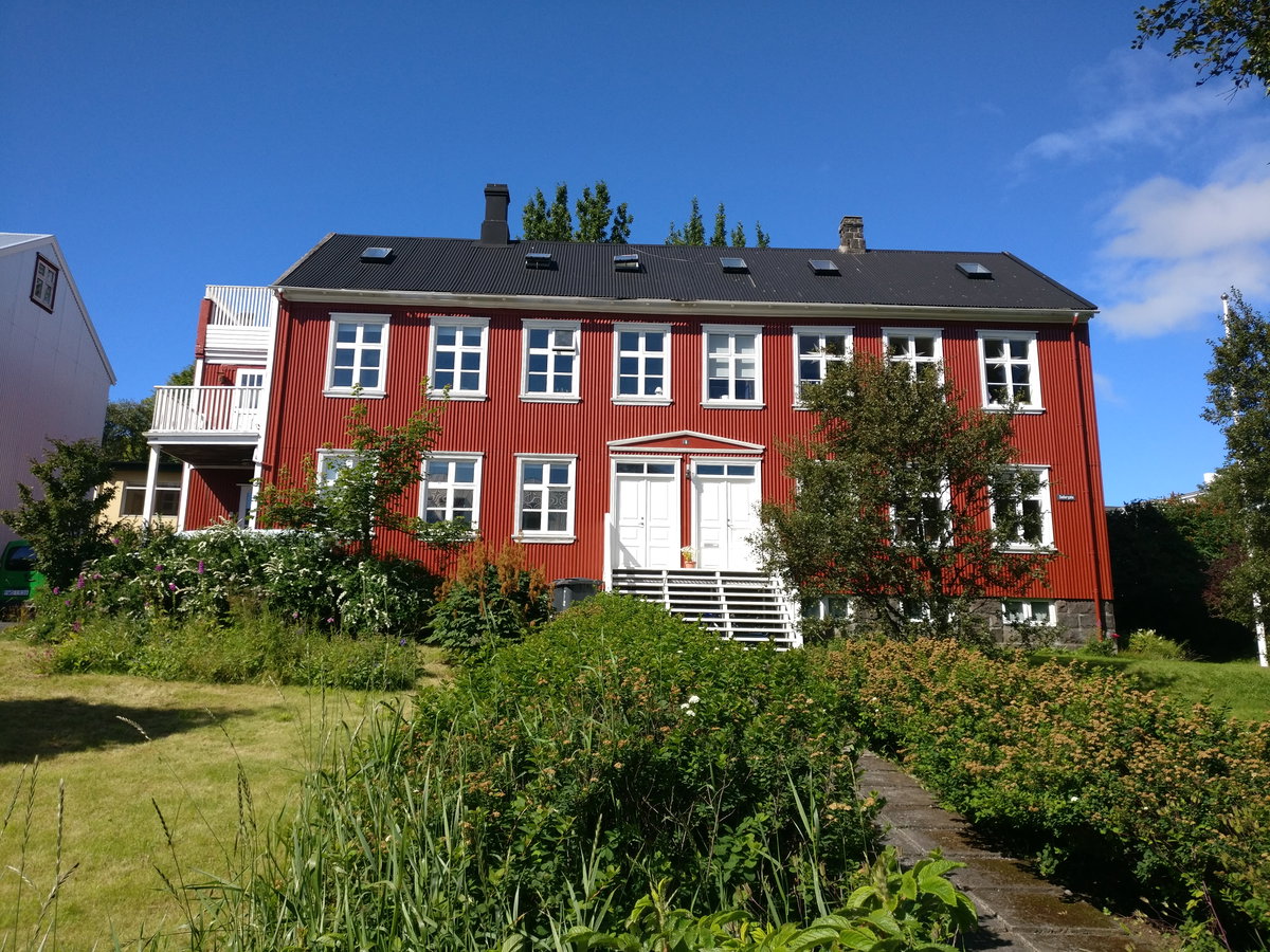 Reykjavík - Suðurgata 8, Reykjavik, Iceland, 2017