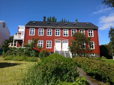 Reykjavík - Suðurgata 8, Reykjavik — photos through time