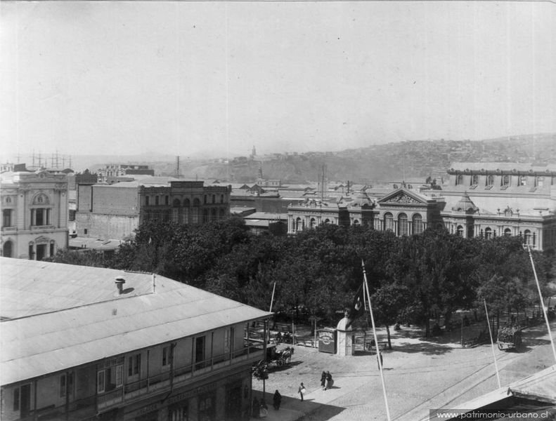 Plaza Victoria, Valparaíso, Chile, 1899