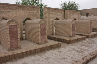 Itchan Kala cemetery 01, Khiva, 2017
