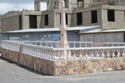 Monument in rememberance of officers of the Gold Coast Forces and Royal West African Frontier Forces 02, Cape Coast, 2015