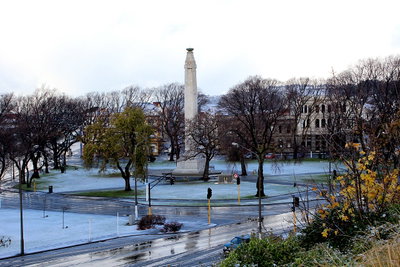Looking down on the Queens Gardens and the Cenotaph, Dunedin, 2013